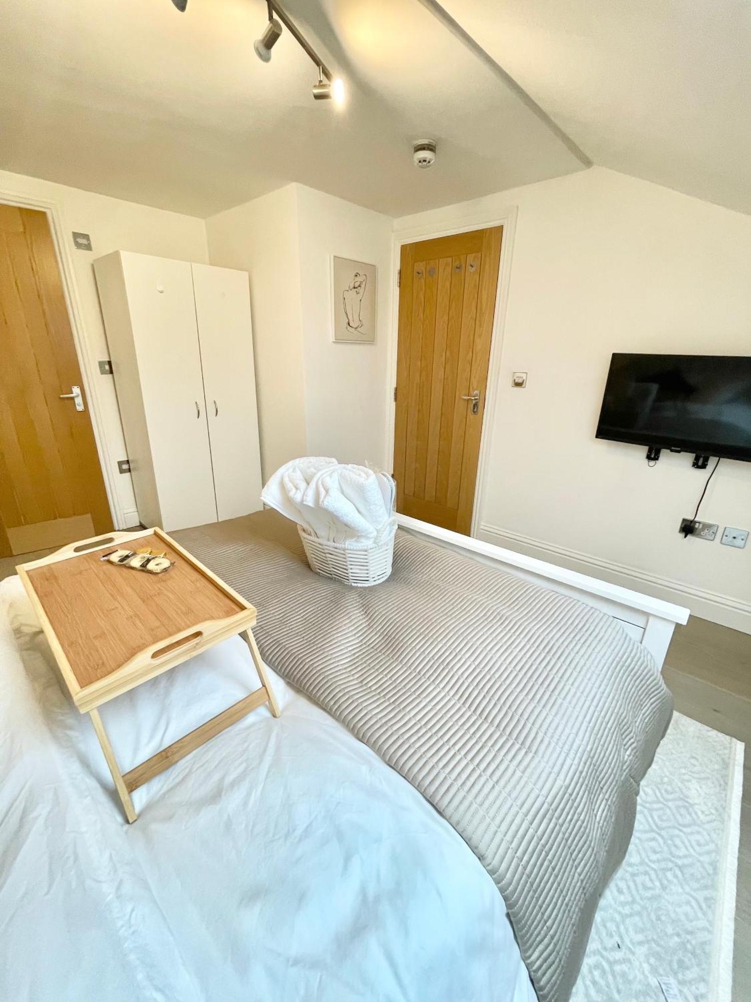 Luxury En-Suite Double Bedroom Stratford E15 London Exterior foto